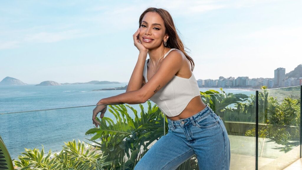 Anitta invita a los fanáticos a celebrar el carnaval en Río a su lado
