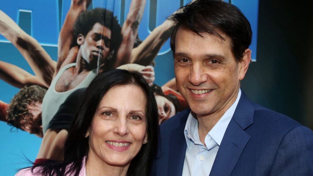 Cómo la estrella de ‘Cobra Kai’ Ralph MacChio venció a las probabilidades de divorcio de Hollywood