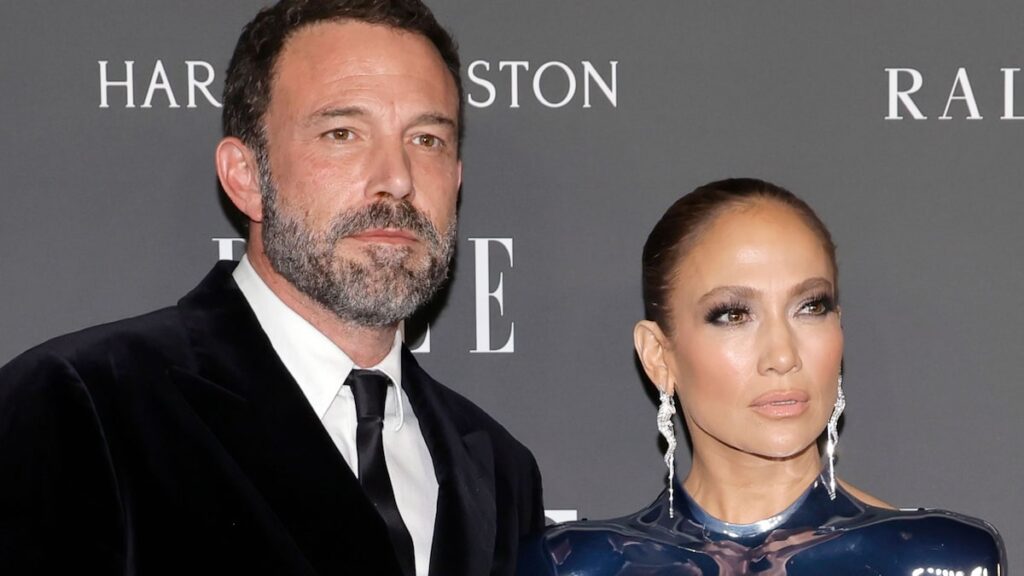 ¡Jennifer López y Ben Affleck están oficialmente divorciados y solteros!