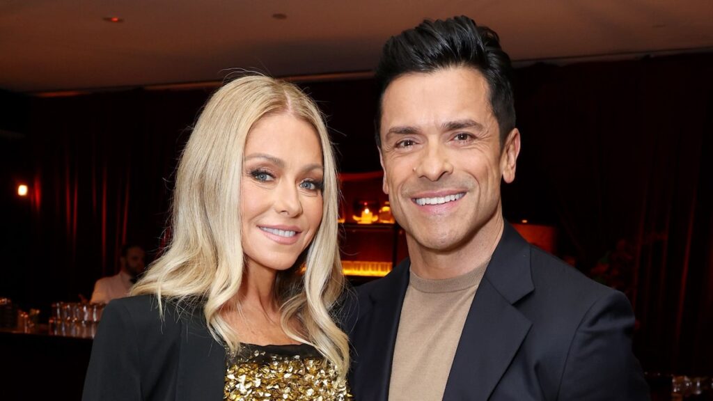 Kelly Ripa y Mark Consuelos lloran la pérdida desgarradora con tributo emocional