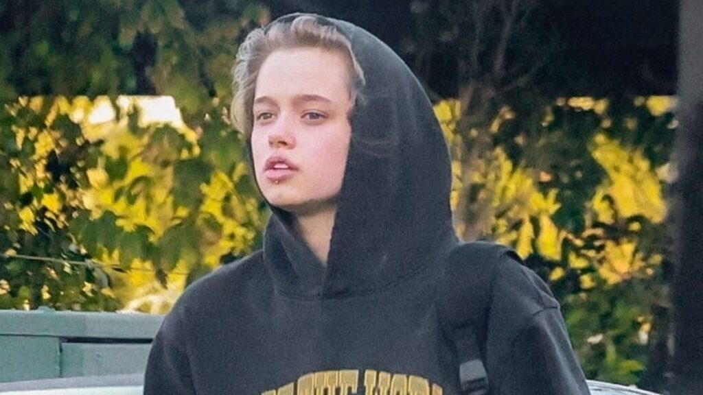 Shiloh Jolie-Pitt fue todo sonrisas en Los Ángeles semanas después del divorcio de Angelina y Brad