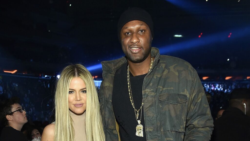 Khloé Kardashian le dio a Lamar Odom algunas de sus viejas pertenencias durante su reunión