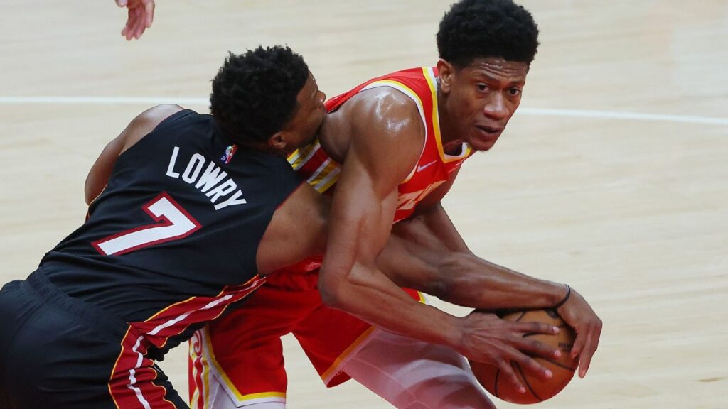 Cavaliers adquieren a de’andre Hunter de los Hawks, Fuentes