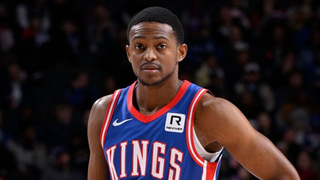 De’aaron Fox, A Spurs y Zach Lavine, A Kings en Canje; Fuentes