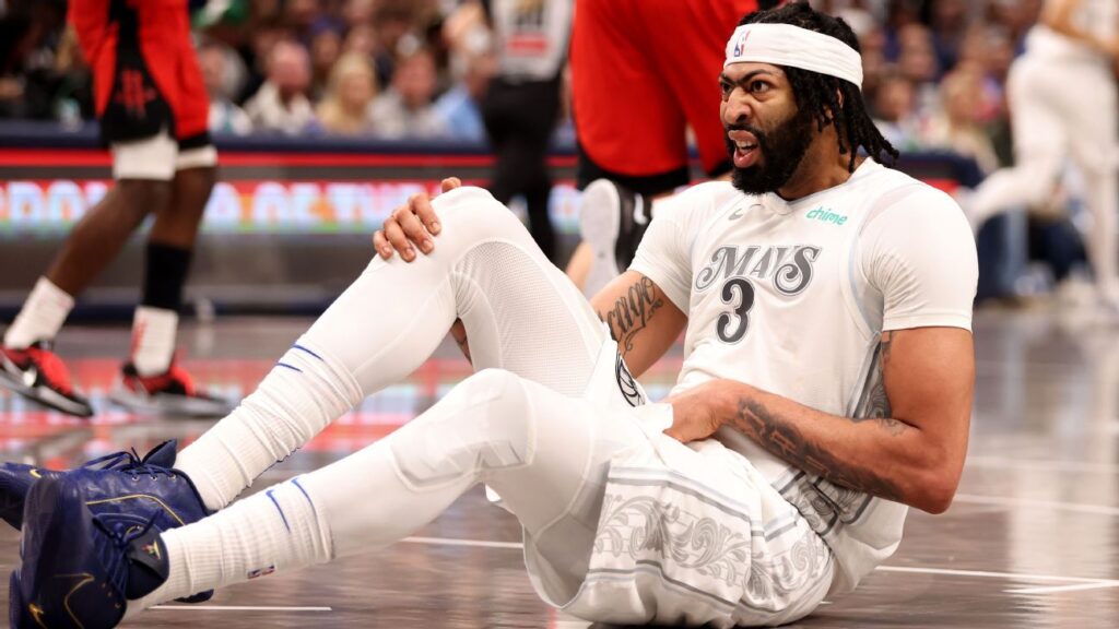 FUENTES: Davis Fuera Varias Semanas por una Distensión