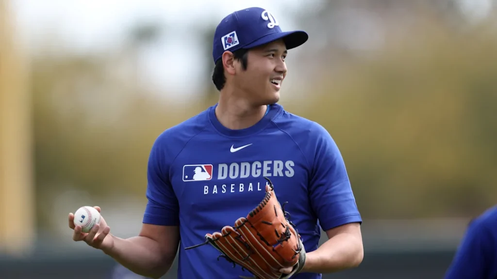 Shohei Ohtani lanzó rectas a 94 millas por hora en su primera sesión de bullpen