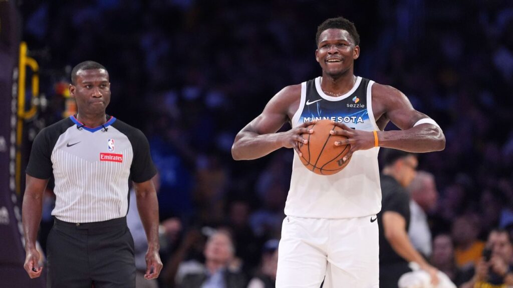 Lobos: Edwards SE Enfrenta A Suspensión Por 2 Técnicas vs Lakers