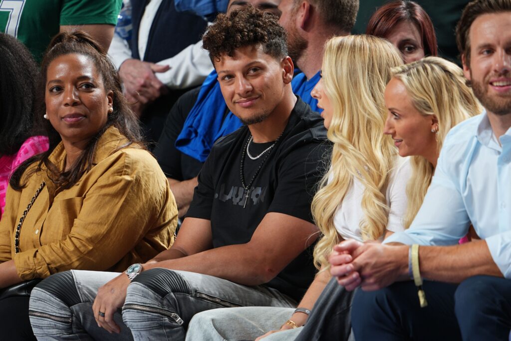 Mahomes, Dolido por Cambio de Luka, Pero Emocionado Por la Era de Ad