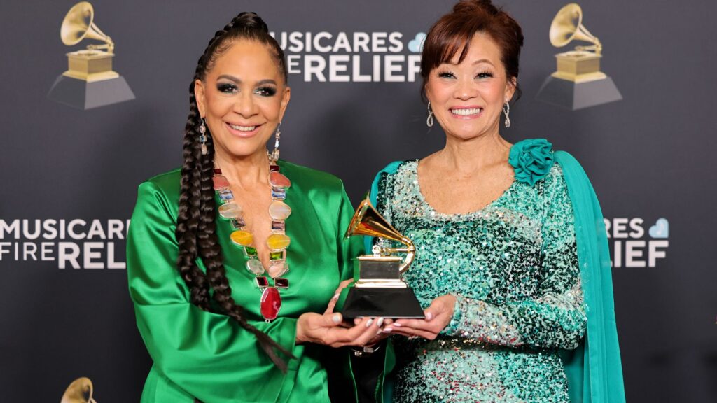 Sheila E., Gloria Estefan y Mimi Suctar, Rawayana, Carín León y más
