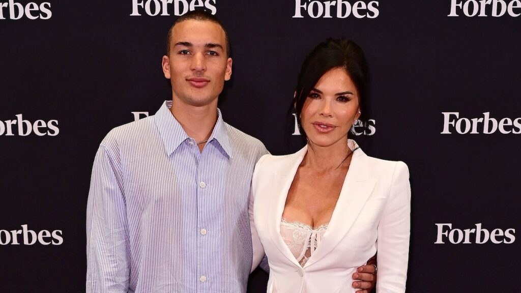 Lauren Sánchez revela las muchas maneras en que su hijo Nikko la ‘asombra’ durante el tributo de cumpleaños