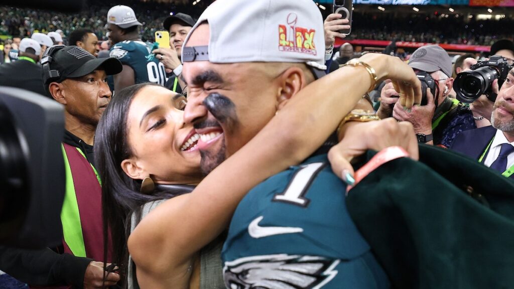 ¿Quién es Bry Burrows? Conocer a la prometida de Jalen Hurts