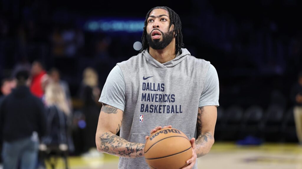 Aseguran que Anthony Davis no jugará más con los Mavericks esta temporada y será cambiado