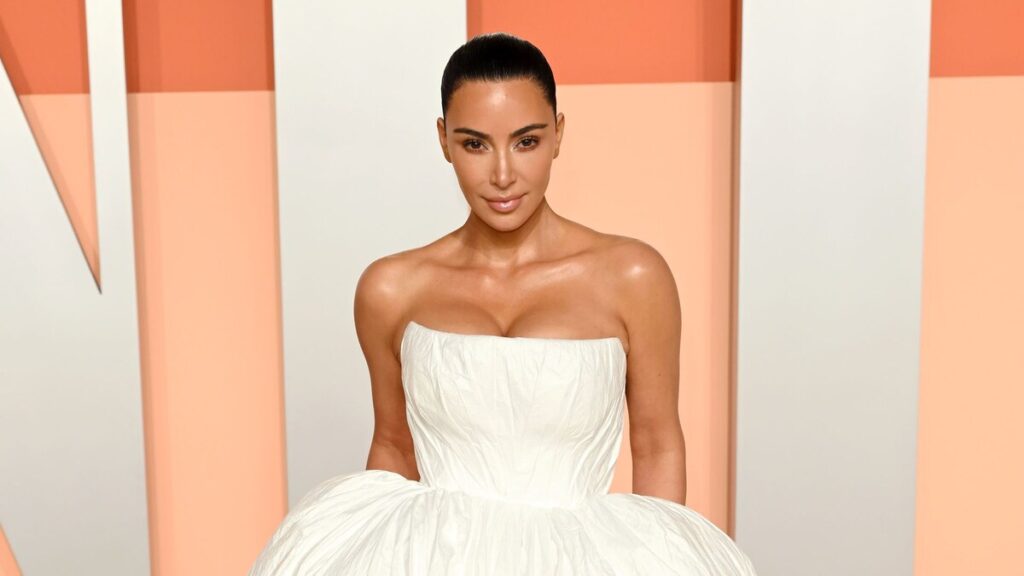 Kim Kardashian ya sabe quién obtiene el anillo de compromiso que Kanye West solía proponer