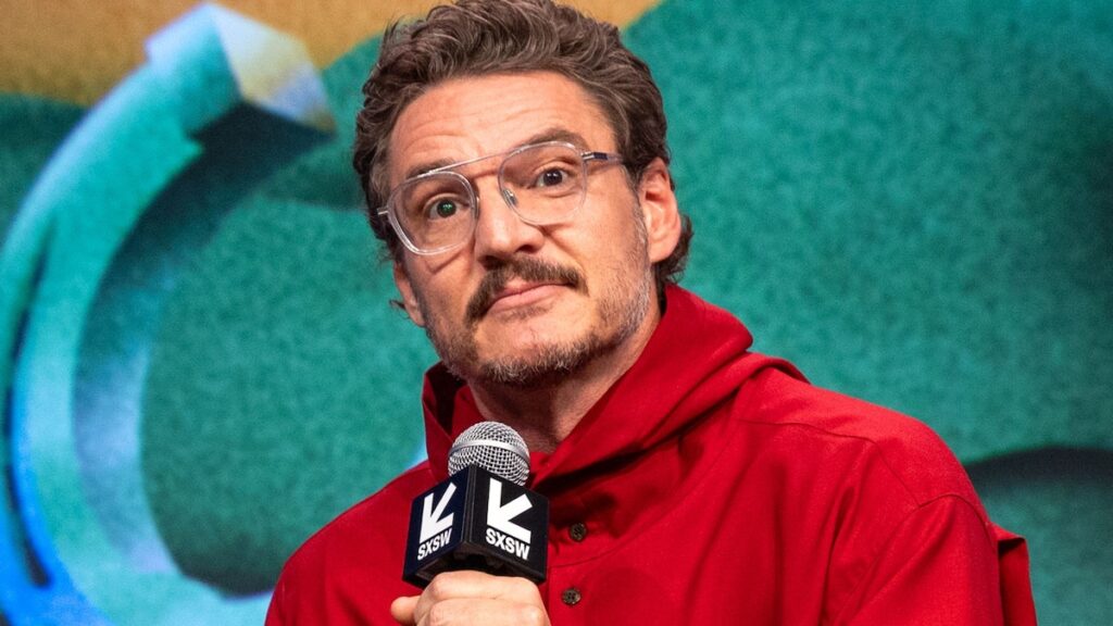 Pedro Pascal es el rey del estilo retro en el atuendo vintage colorido
