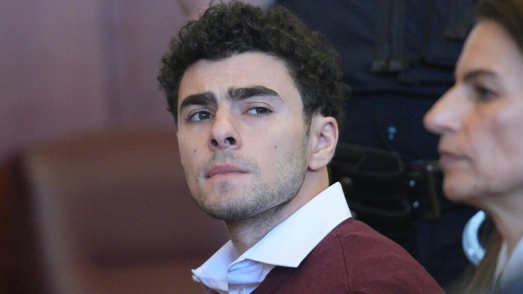 Gypsy-Rose Blanchard ofrece consejos a Luigi Mangione mientras continúa a través de audiencias judiciales