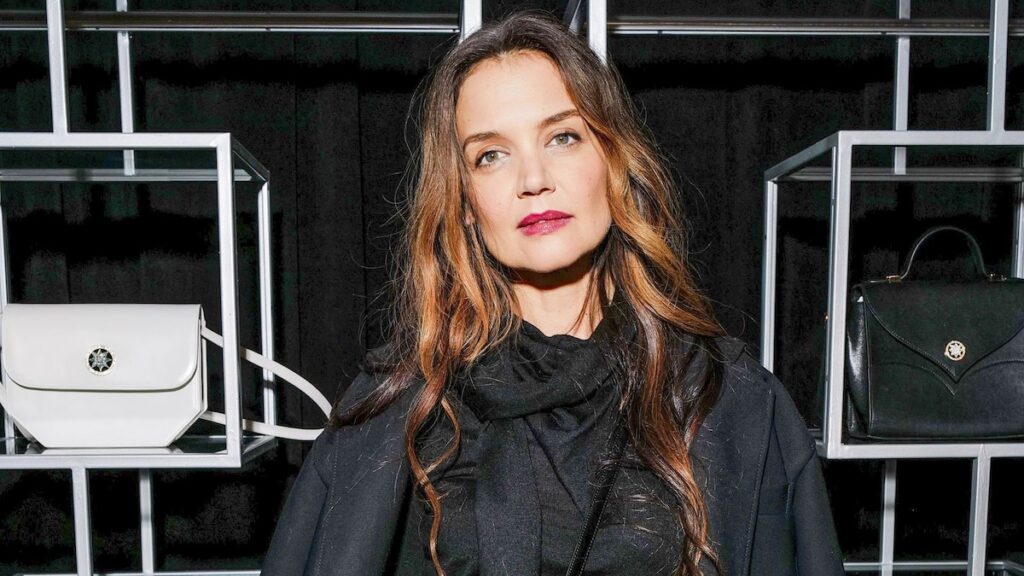 Katie Holmes demuestra que es la reina del elegante ropa de noche en la última salida