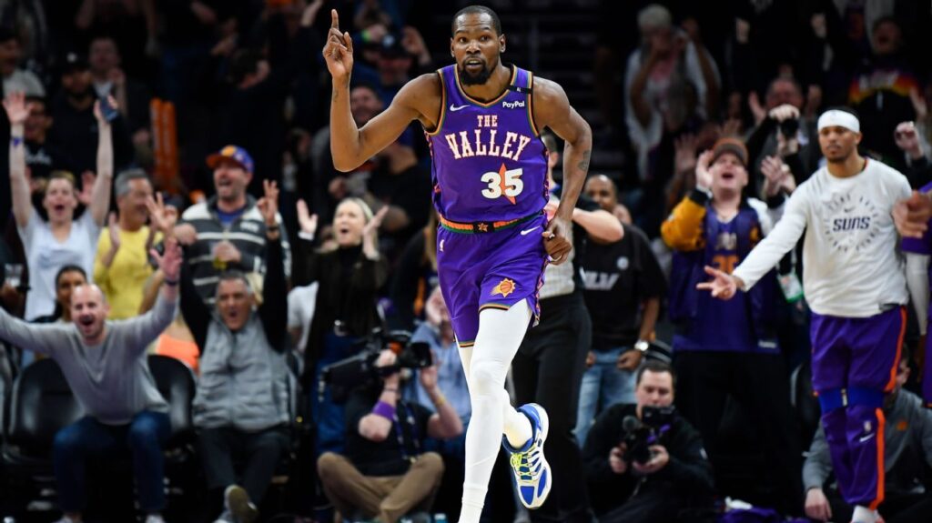 Cuatro Propuestas de Cambio por Kevin Durantse Espera que los Suns Reabran las Negociaciones para el Canje de Kevin Durant Este Verano. Nuestros Expertos en la NBA analizan cuatro acuerdos que funcionan y eligen un ganador.9mnba ​​Insiderskelsey Grant/Getty Images