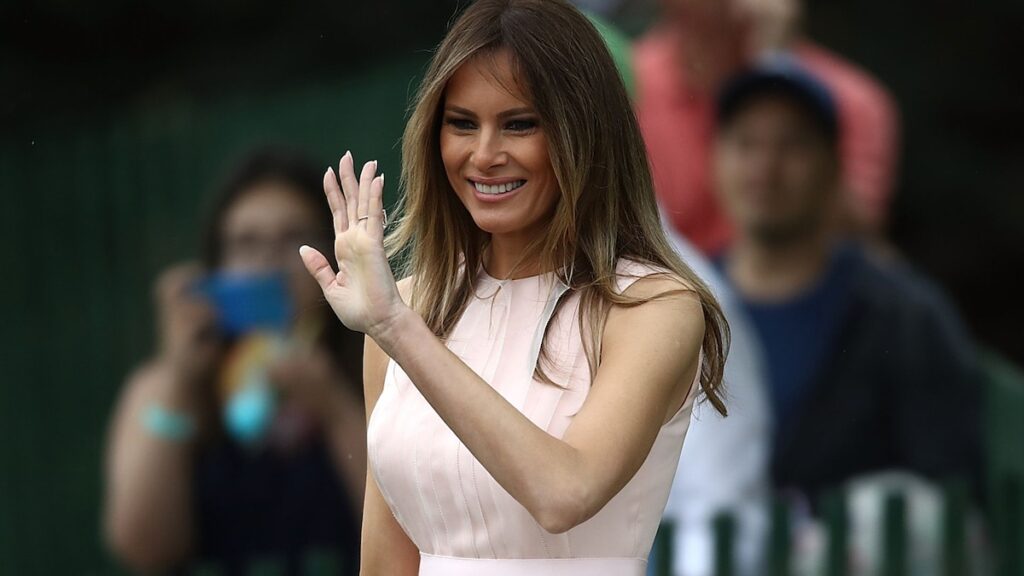 La Primera Dama Melania Trump anuncia 2025 Tours de Garden de Primavera: incluir el Jardín Jacqueline Kennedy y el jardín de rosas