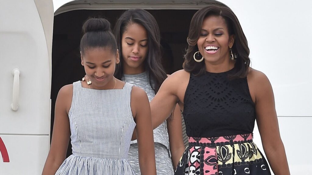 Michelle Obama sobre por qué Sasha y Malia no tienen otros hermanos Michelle Obama sobre por qué Sasha y Malia no tienen otros hermanos