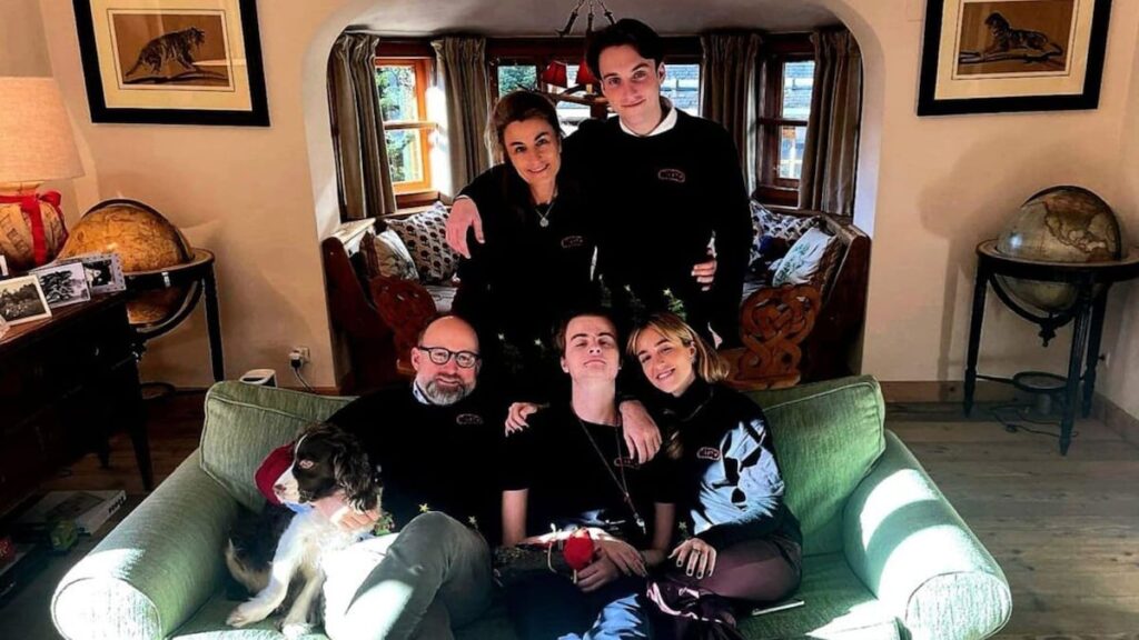 Robert de Luxemburgo llora la desgarradora pérdida de su hijo menor, Frederick