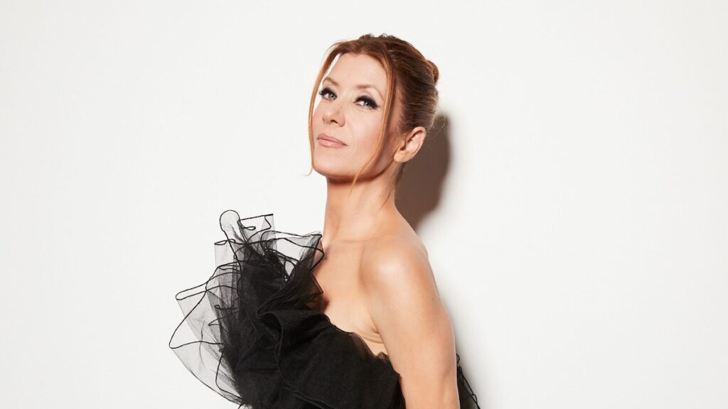 Kate Walsh revela un efecto secundario ‘sutil’ que experimentó antes del diagnóstico de tumor cerebral