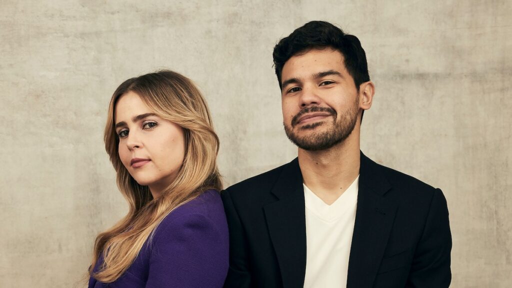 Carlos Valdes quería privacidad antes de que Lauren Graham derramara el té