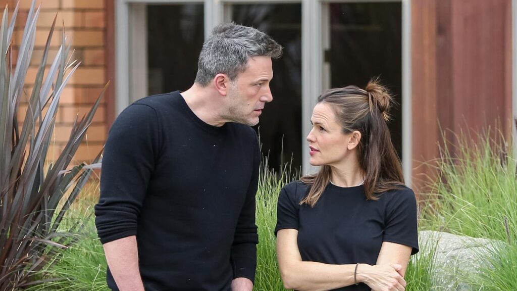 Ben Affleck y Jennifer Garner son mejores que nunca mientras se reúnen para celebrar el cumpleaños de su hijo