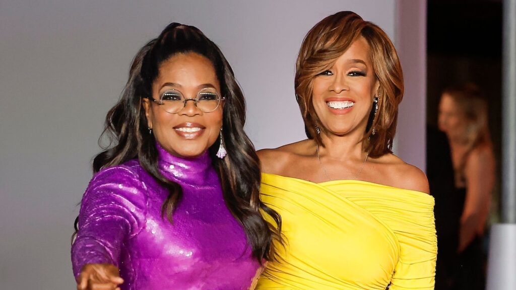 Oprah se emociona durante el viaje espacial de 11 minutos de Gayle King: ‘orgulloso de mi amigo’