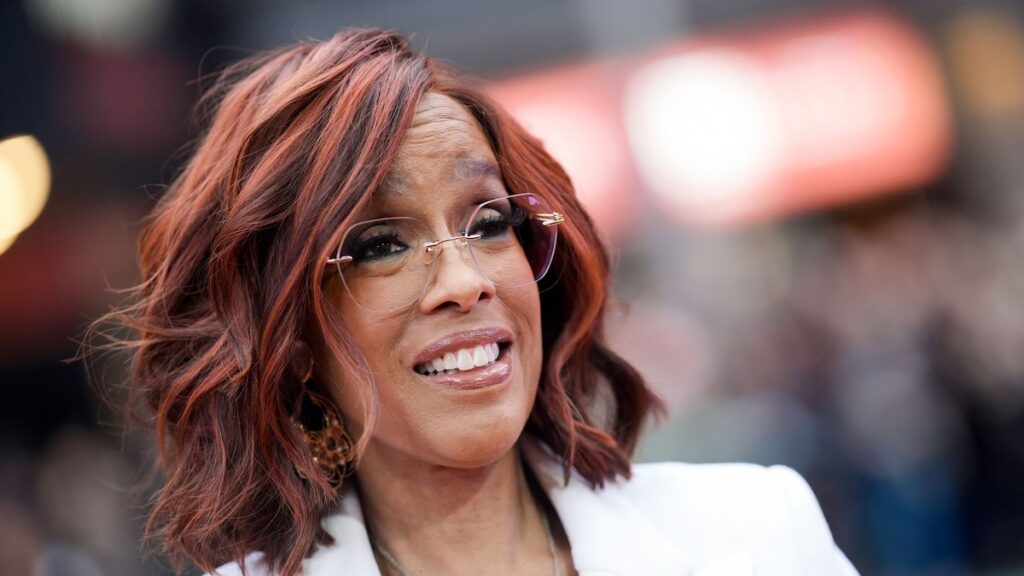 Gayle King explica por qué parecía aterrorizada minutos antes del histórico vuelo espacial de origen azul