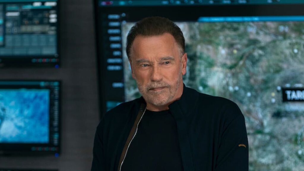 Arnold Schwarzenegger Battles ‘Matrix’ estrella de Carrie-Anne Moss en ‘Fubar 2’