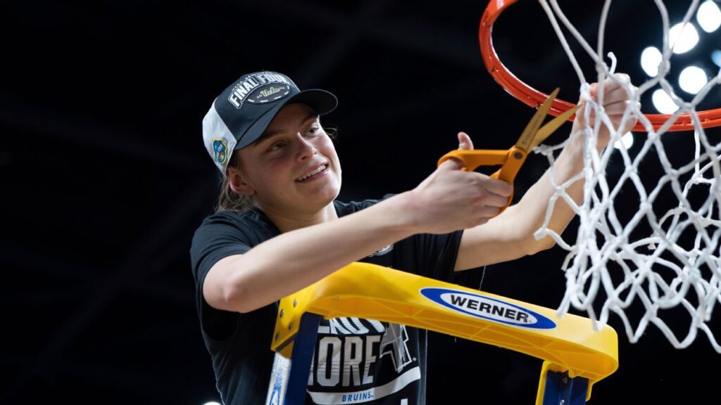 Gabriela Joquez: Un “Representante de Orgullo A México” Con UCLA