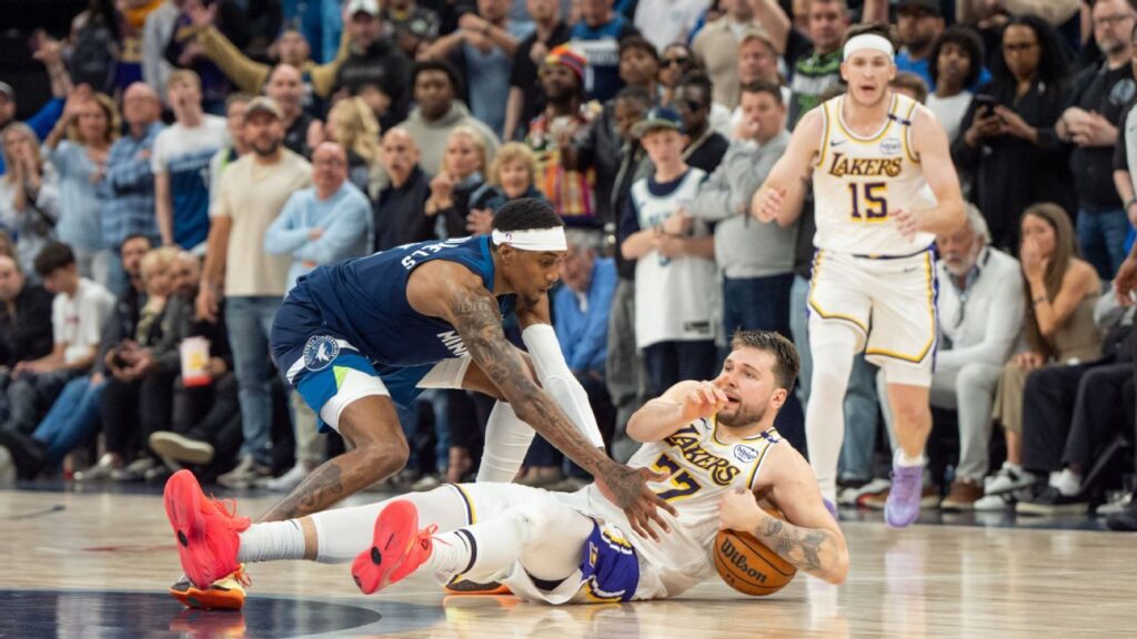Lakers vs lobos: nba dice que Doncic Recibio Falta Al Final de J4
