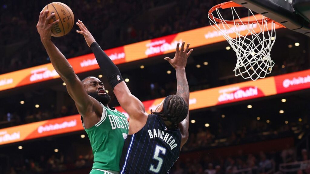 Playoffs de la NBA: Celtics y Cavaliers Ampliaron La Ventaja; Rockets Iguala Ante Warriors