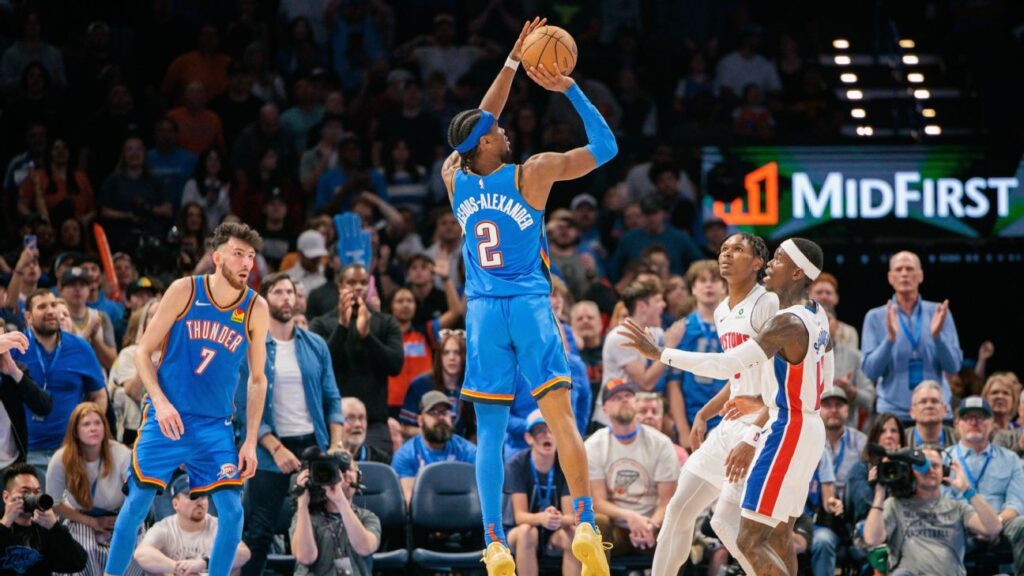 Shai Gilgeous-Alexander Suma 70 Juegos en Fila Con al Menos 20 Puntos y Sala A Michael Jordan