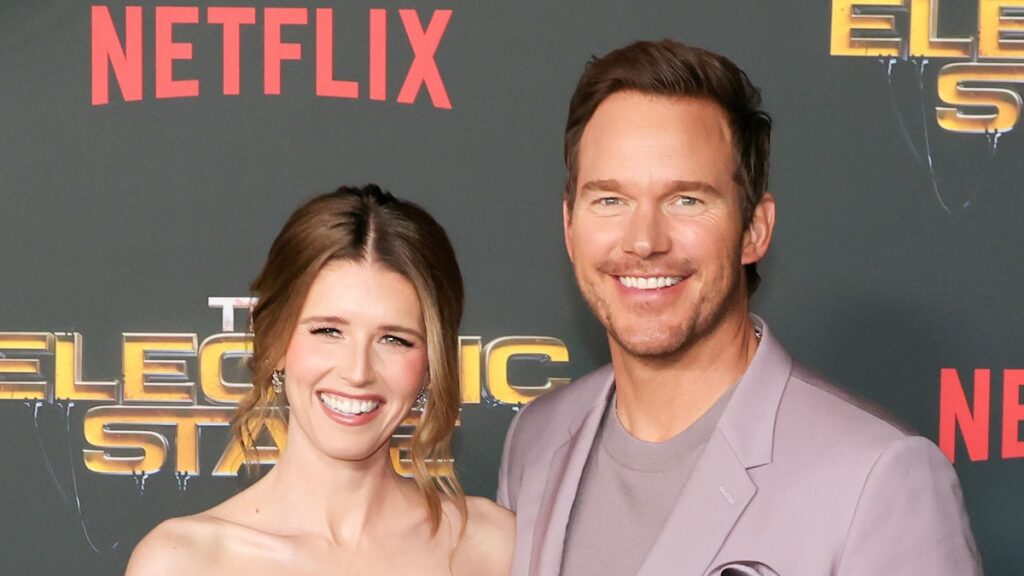 Chris Pratt, Katherine Schwarzenegger y Josh Brolin comparten risas en el encuentro