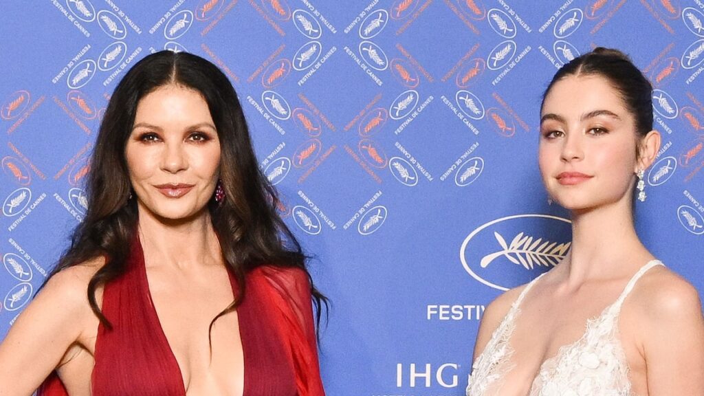 Catherine Zeta-Jones celebra a su hija Carys con dulce tributo: ‘La alegría de mi vida’