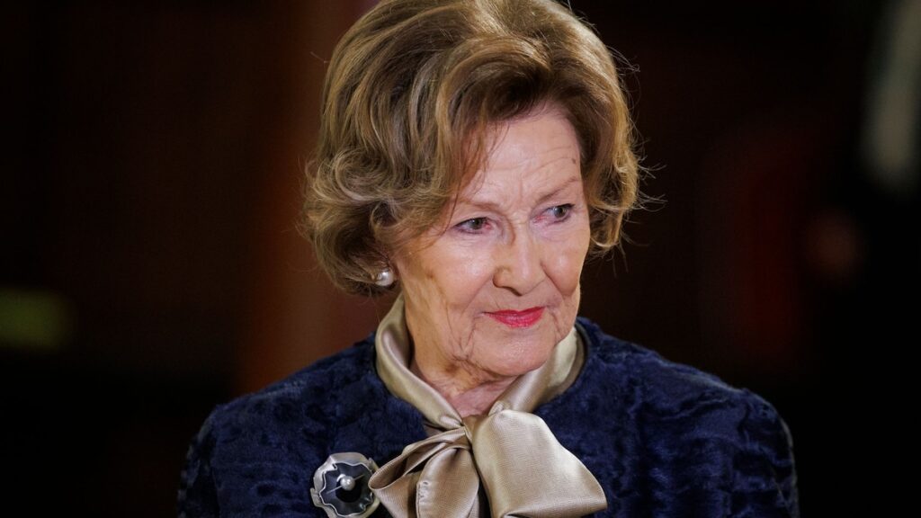 Royal House Actualización de compartir sobre la reina Sonja de Noruega después de ser llevado al hospital por ambulancia aérea