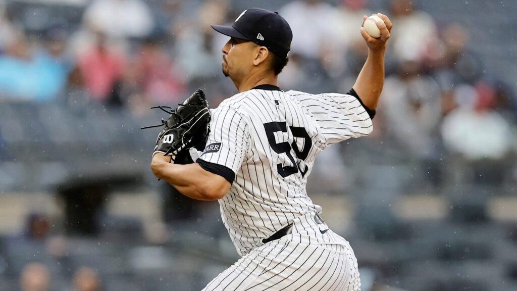 Carlos Carrasco acepta ir a Triple A de los Yankees tras pasar el proceso de waivers