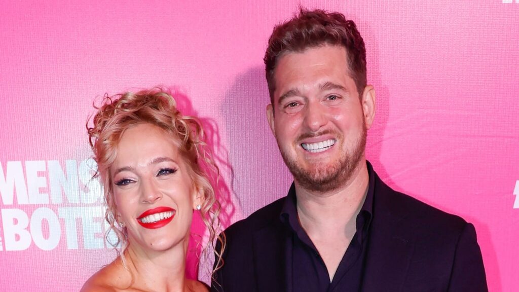 Michael Bublé viste con orgullo con amor en la gran noche de Luisana Lopilato