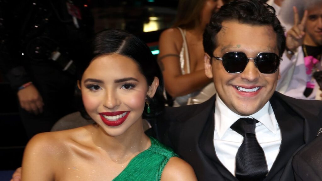 CHIRISTIMA NODAL CONOCIMIENTOS El tatuaje de la abuela de Ángela Aguilar