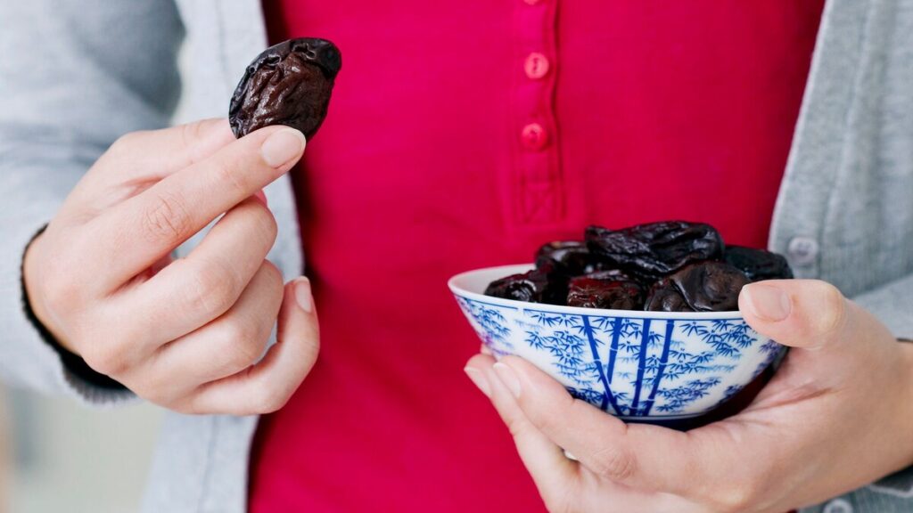 10 alimentos para ayudarte a caca cuando estás estreñido