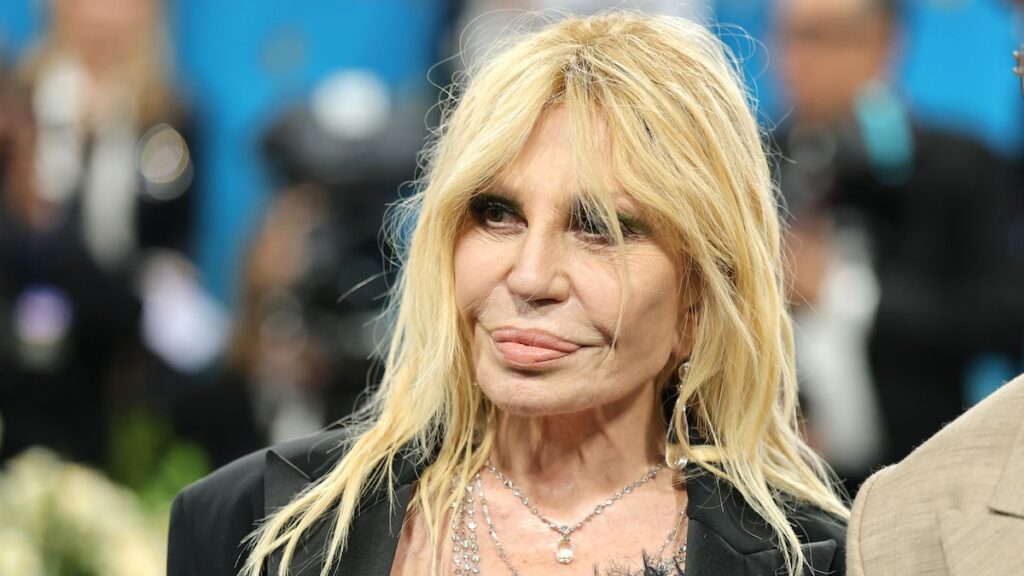 Donatella Versace llama a Miami Hotel usando su nombre: “Desgraciadamente”