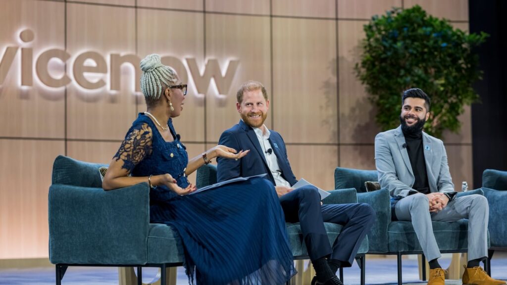 El príncipe Harry sale en Las Vegas en el cumpleaños del Príncipe Archie: Fotos