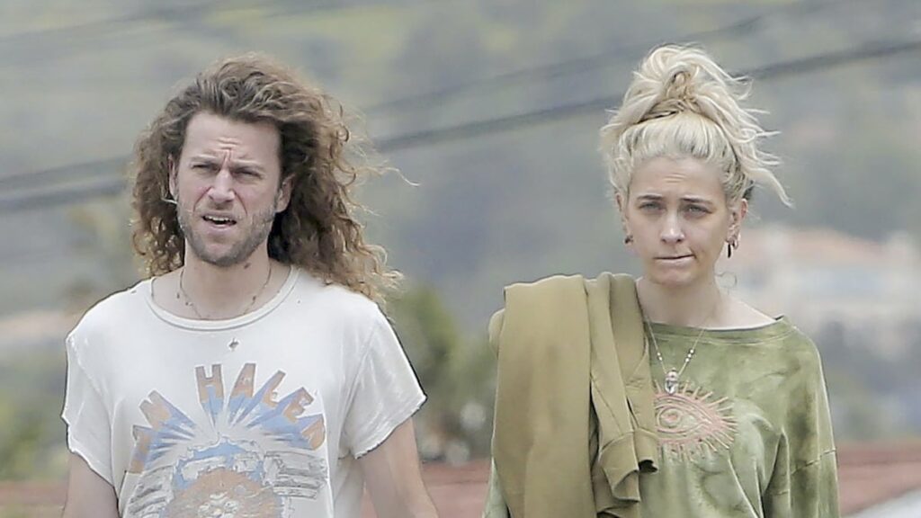 La cita informal de Paris Jackson y su prometido Justin Long por delante de Cannes