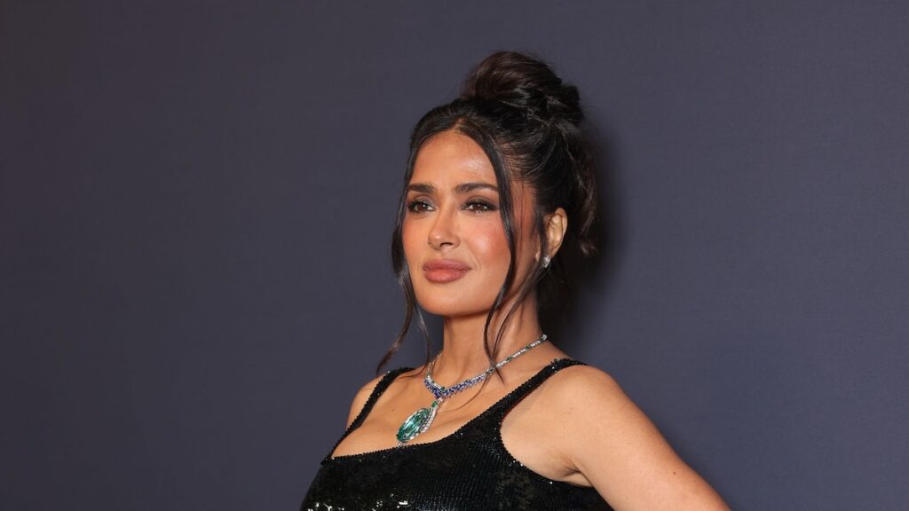 Salma Hayek reflexiona sobre el fallido spin-off ‘Wicked’ a medida que la película se convierte en un fenómeno