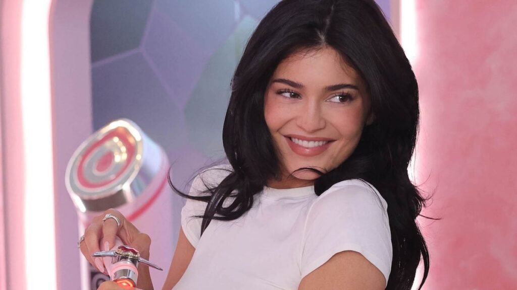 ¿Es el último momento bikini de Kylie Jenner la nueva tendencia de verano?