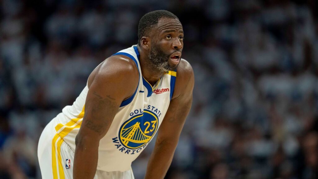 Draymond Green Multado por cuestionarar Integridad de Árbitros