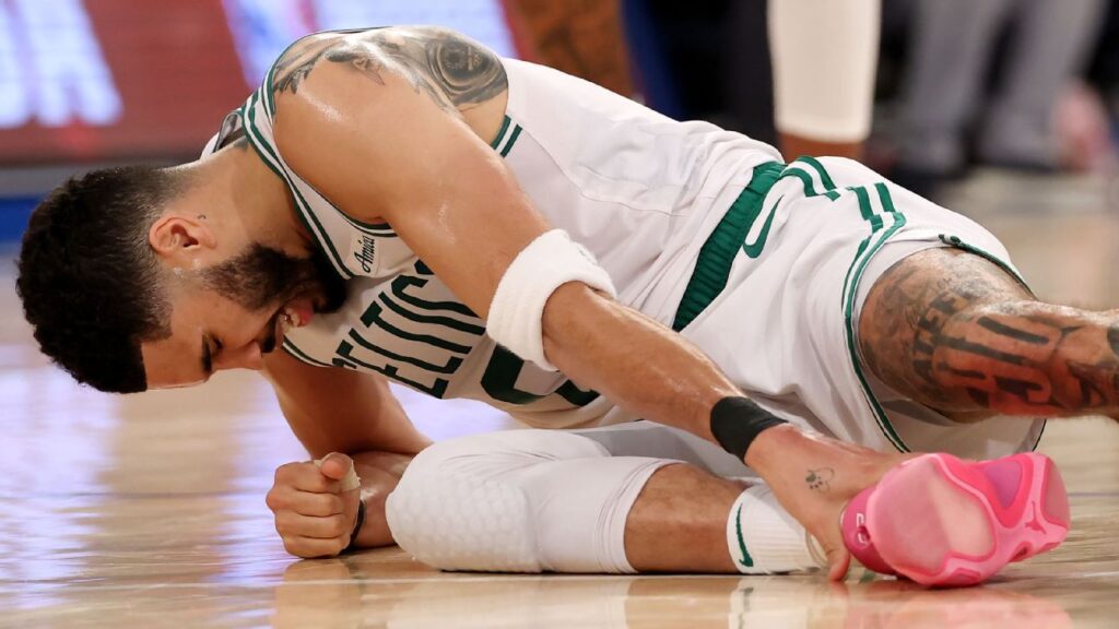 Jayson Tatum Sale de Hospital y Se Reúne Con Celtics Antes de J6