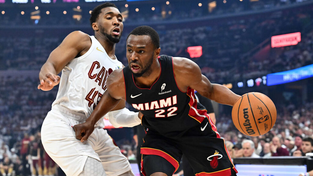 3 razones por las que los Lakers deben adquirir a Andrew Wiggins para la temporada 2025-26