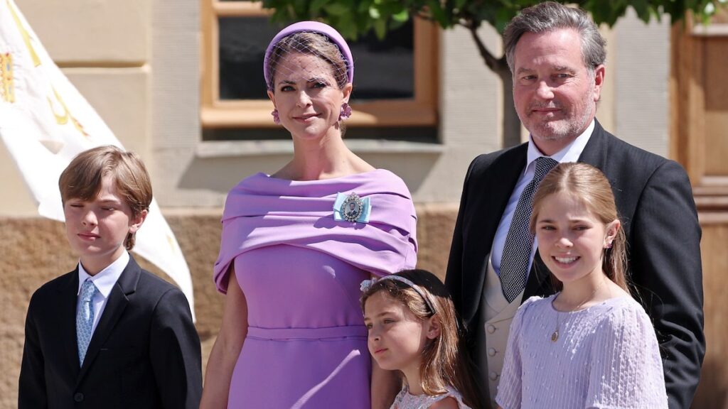 La princesa Madeleine y su hija princesa Leonore coordinan para la reunión familiar real